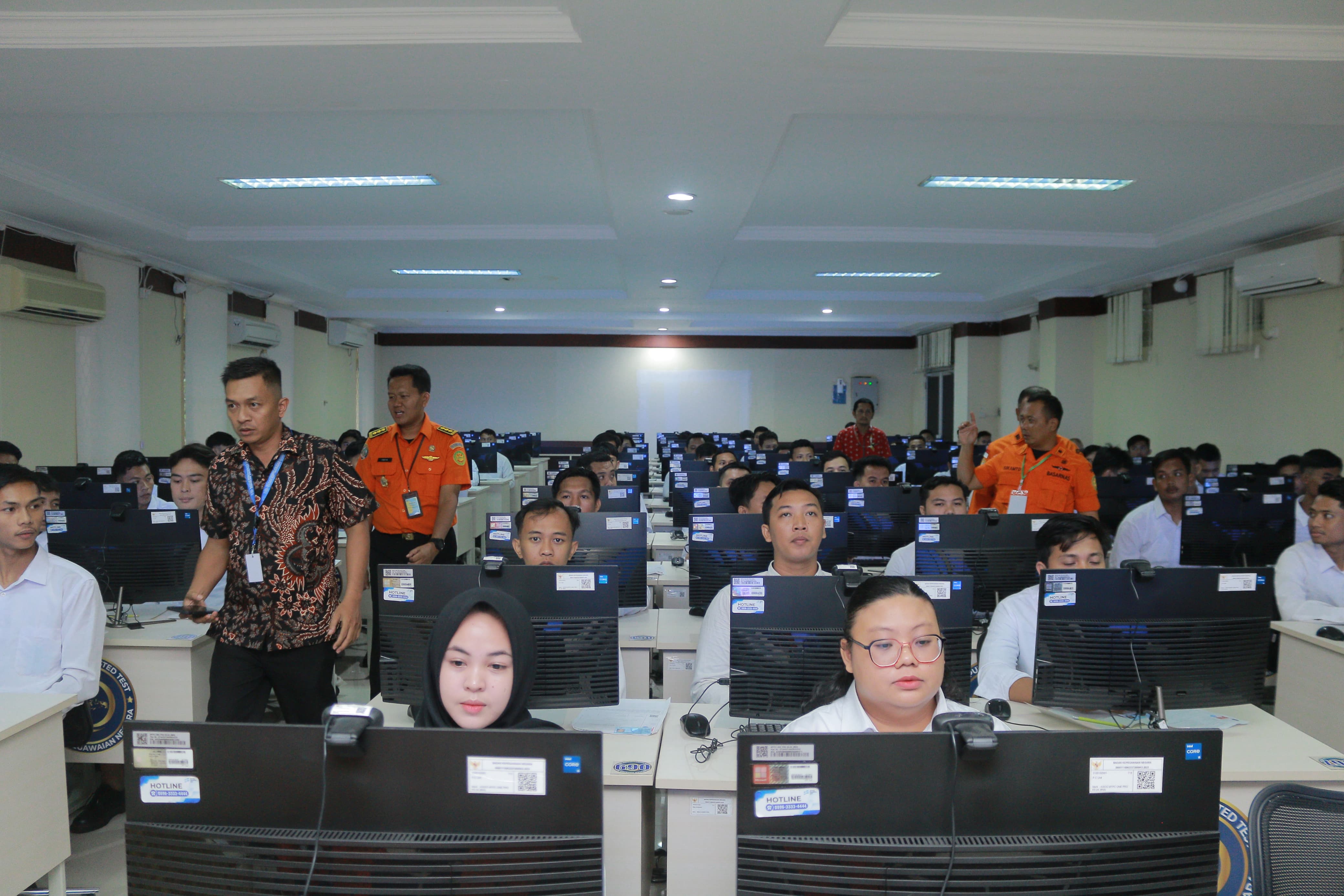 Ratusan Pelamar CPNS Kantor SAR Palembang Laksanakan Seleksi Kompetensi Dasar (SKD)