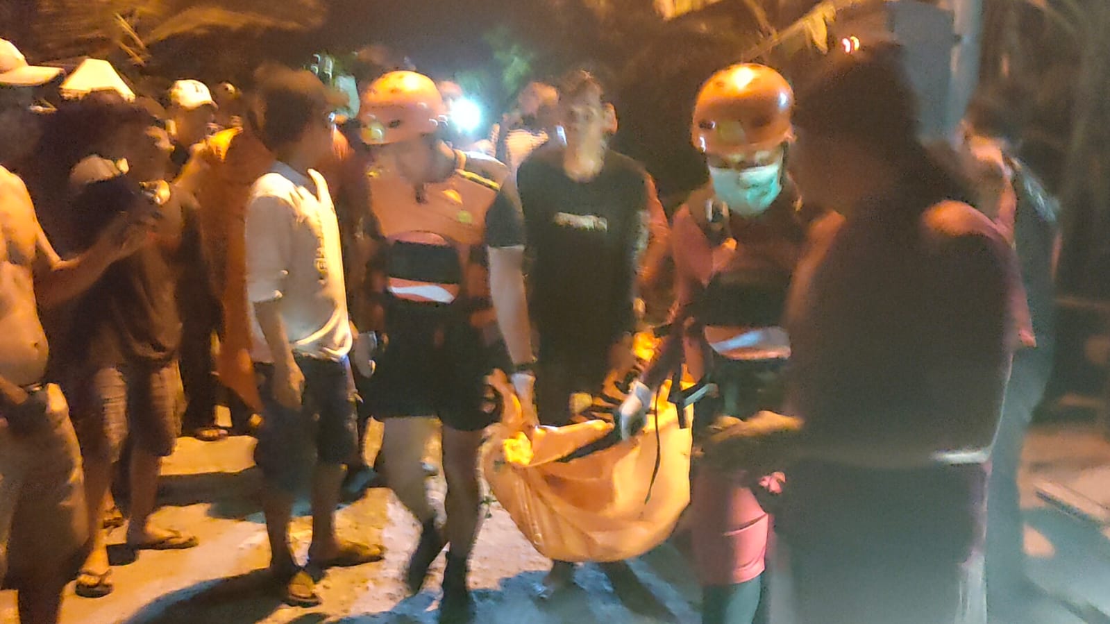 REMAJA TENGGELAM DI SUNGAI KERUK KERTAPATI DITEMUKAN MENINGGAL DUNIA