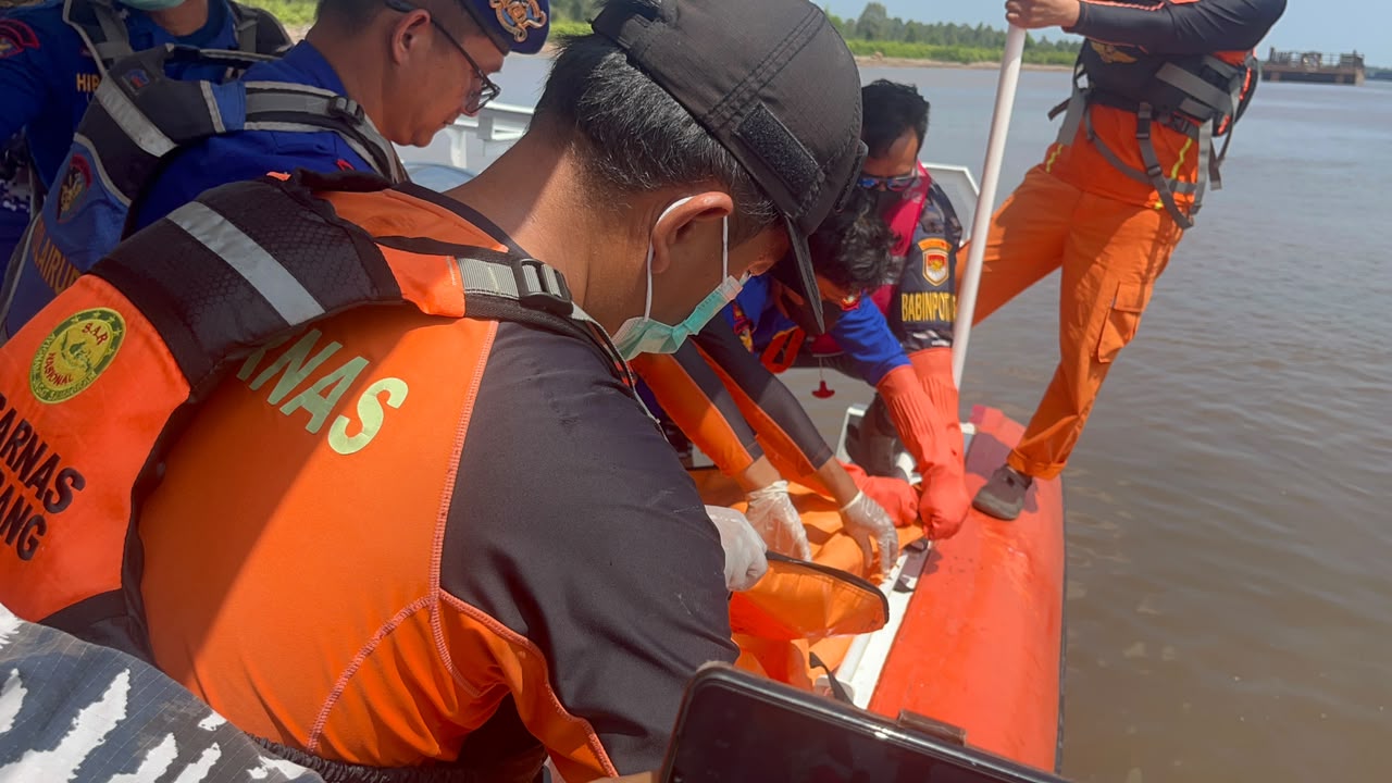 TIM SAR GABUNGAN TEMUKAN KORBAN KEDUA, OPERASI SAR RESMI DITUTUP